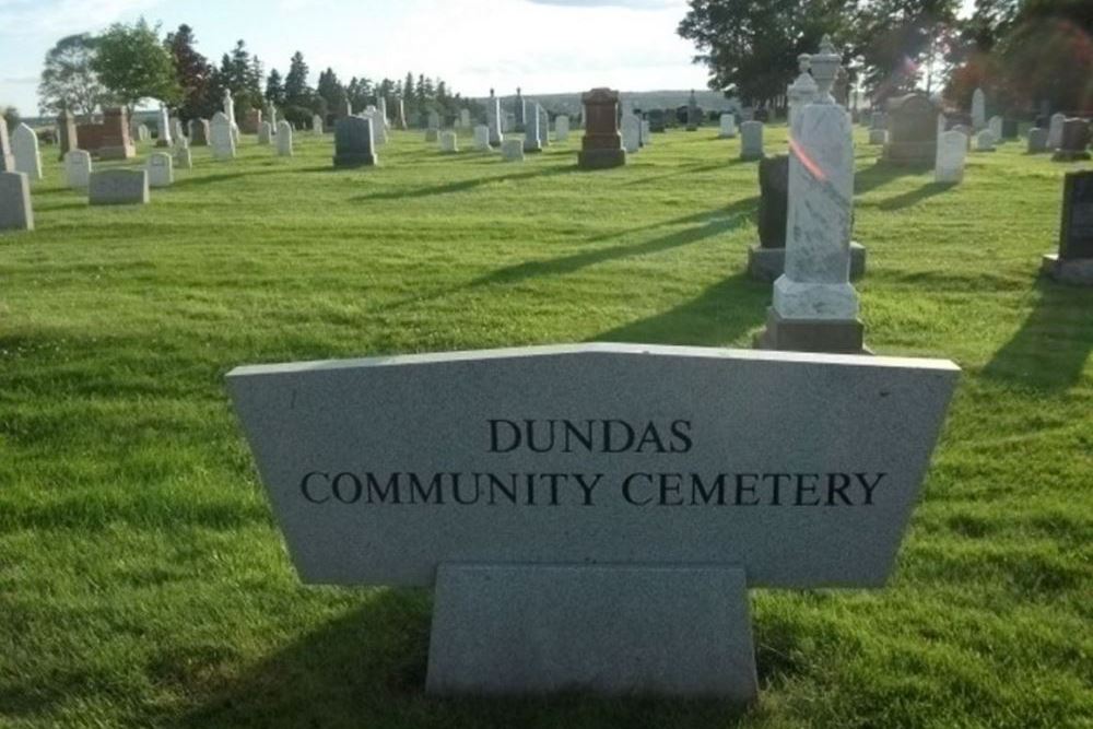 Commonwealth War Graves Dundas Community Cemetery