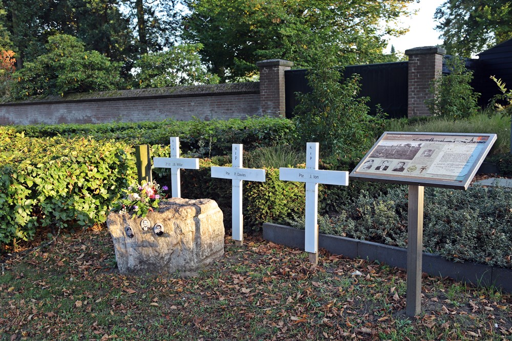 Monument Tijdelijke Begraafplaats Mierlo-Hout