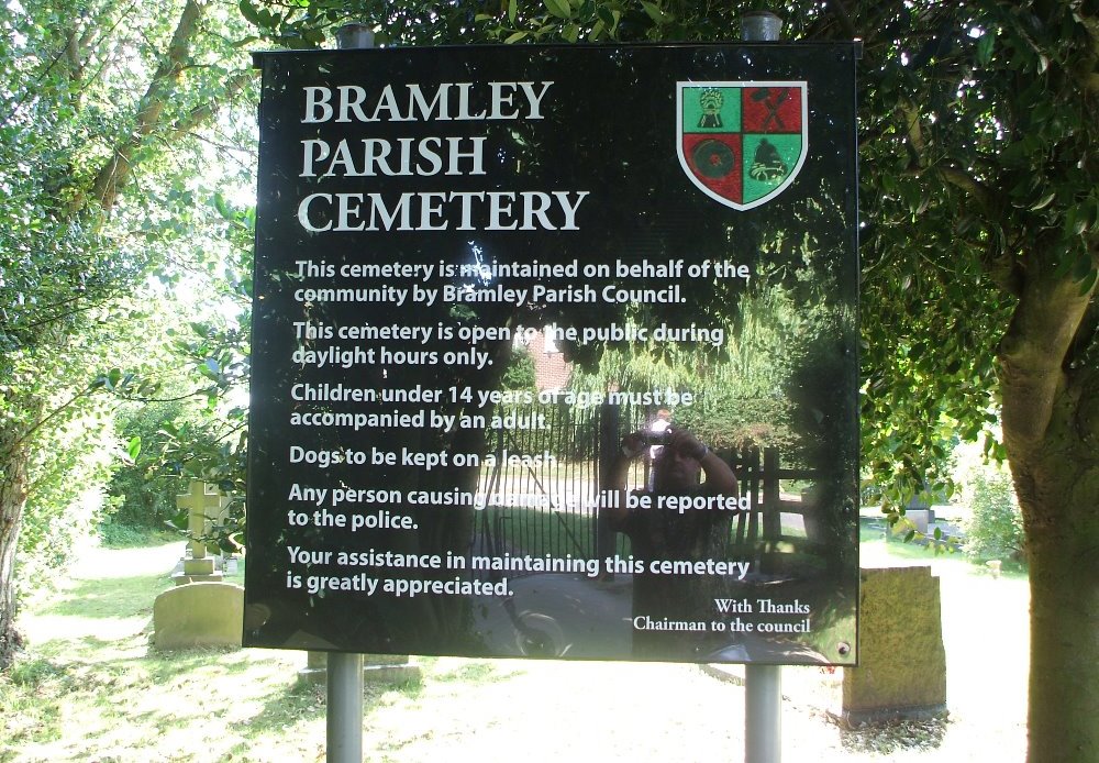 Oorlogsgraven van het Gemenebest Bramley Burial Ground