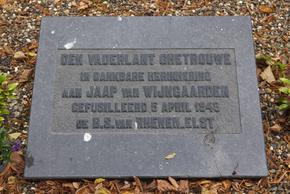 Dutch War Graves General Cemetery Rhenen