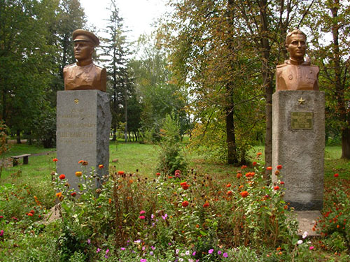 Bustes Helden van de Sovjet-Unie