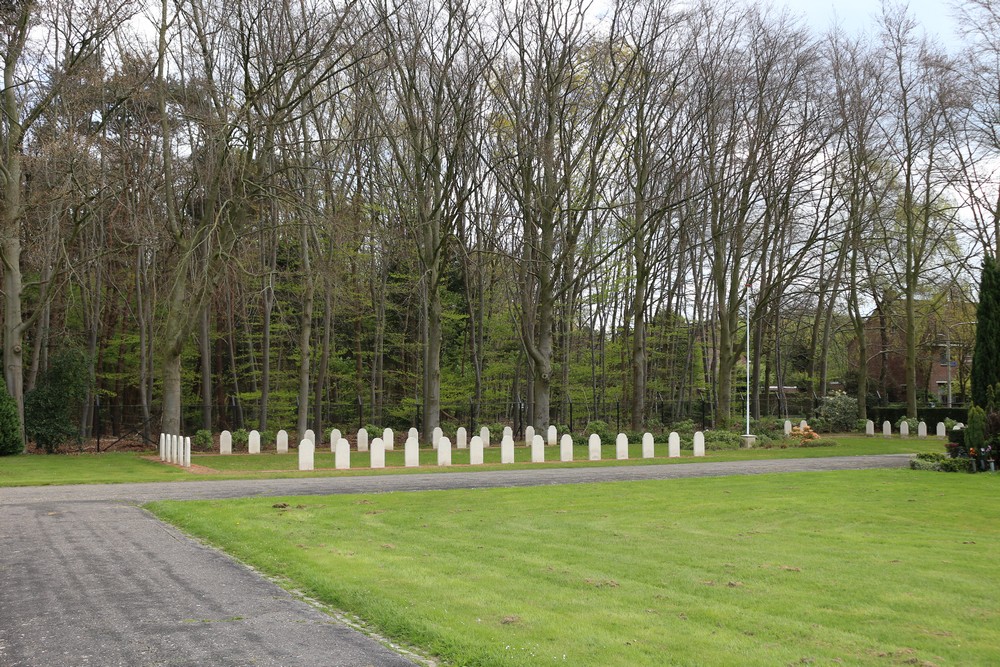 Nederlandse Oorlogsgraven Begraafplaats Vredehof Nijmegen