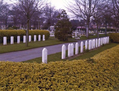 Oorlogsgraven Oaston Road Cemetery