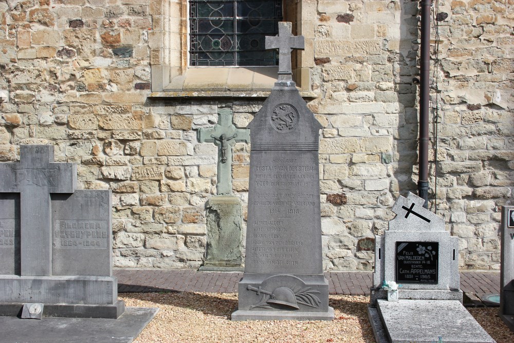 Belgische Oorlogsgraven Sint-Kwintens-Lennik
