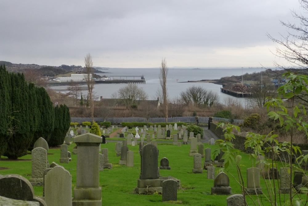 Commonwealth War Graves Inverkeithing Cemetery