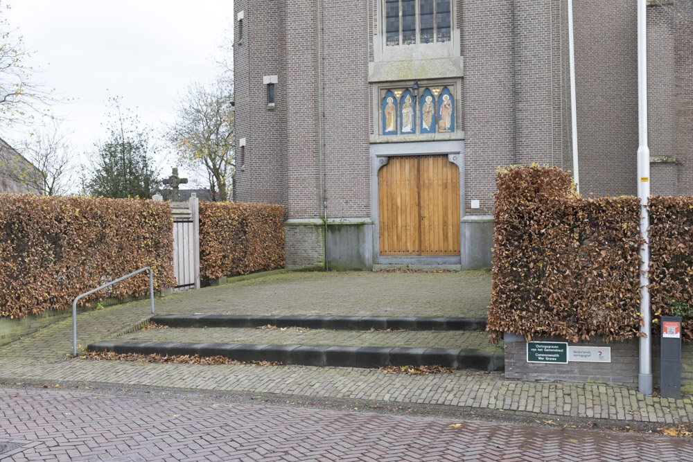 Nederlands Oorlogsgraf Rooms-Katholieke Begraafplaats Puiflijk #3