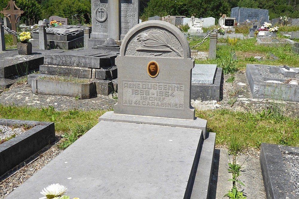 Belgian Graves Veterans Olloy-sur-Viroin #2