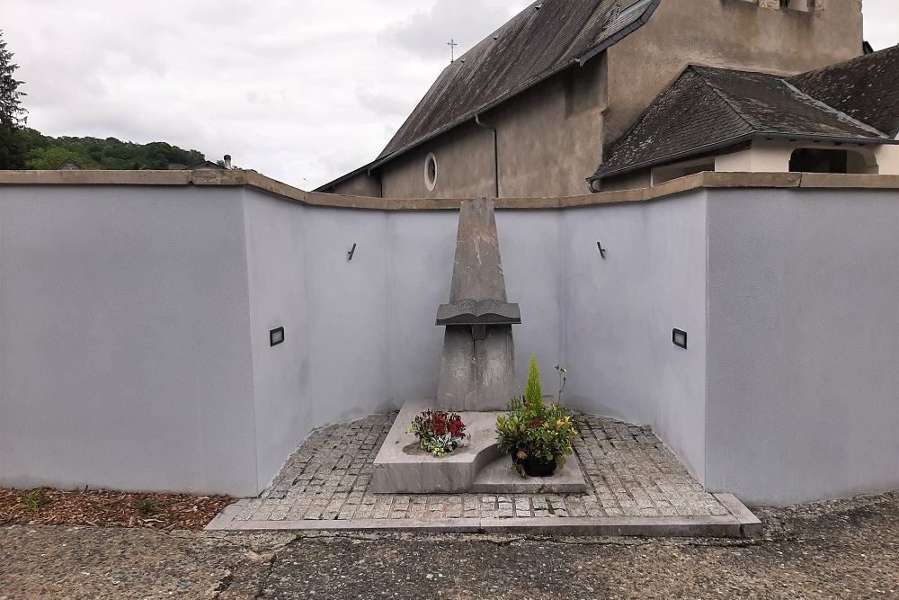 War Memorial Peyrouse