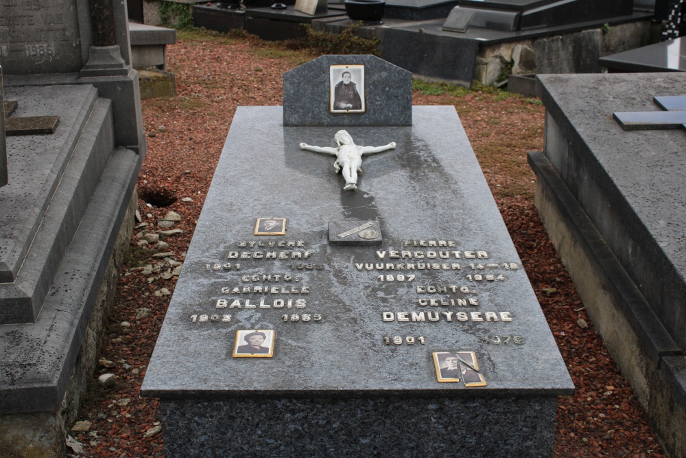 Belgian Graves Veterans Wervik