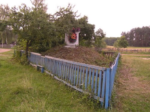 Mass Grave Soviet Soldiers Nemyrivka