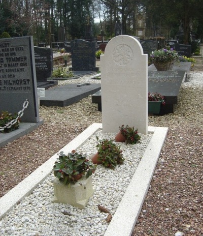 Nederlandse Oorlogsgraven Rooms Katholieke Begraafplaats Soesterberg