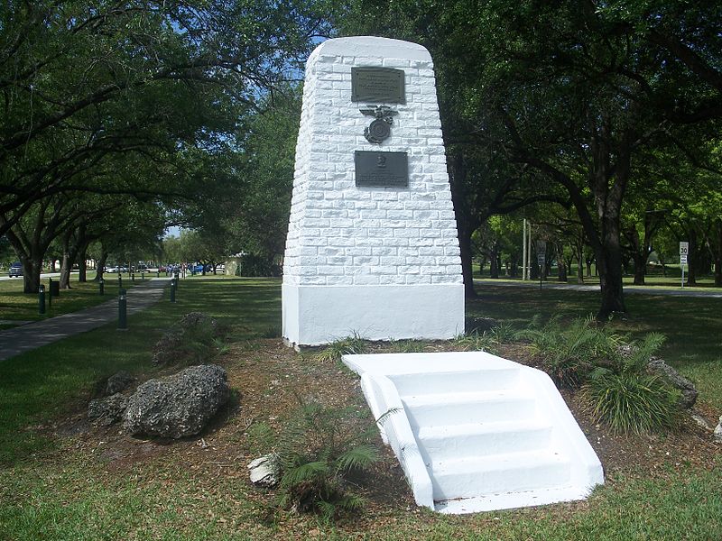Monument General Roy Stanley Geiger