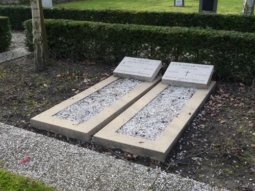 Dutch War Graves Old Cemetery Puttershoek