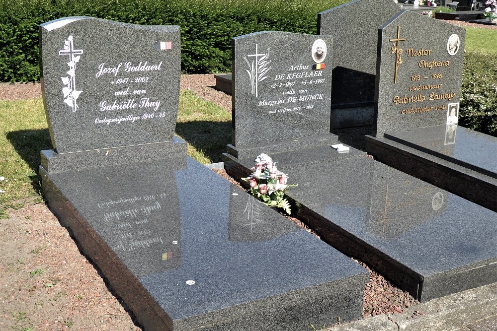Belgian Graves Veterans Verrebroek