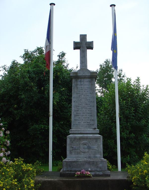 War Memorial Campigneulles-les-Petites #1