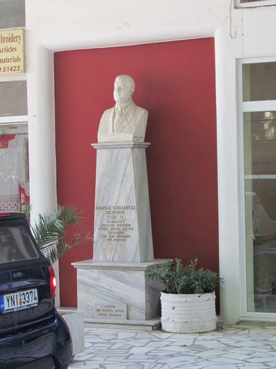 Monument Andreas M. Polentas Vryses