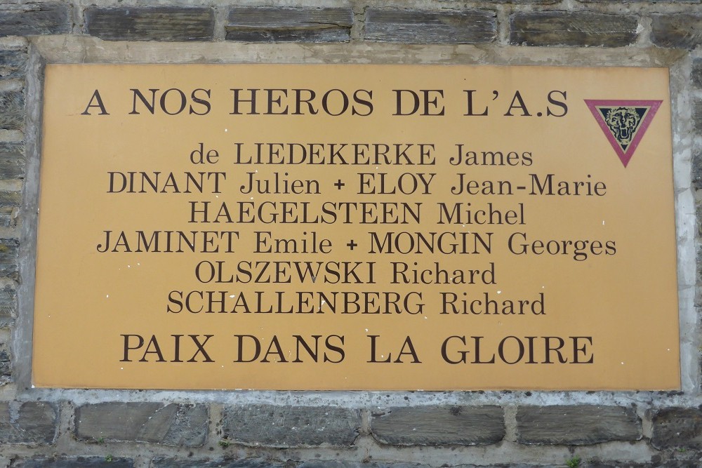 Oorlogsmonument  Alle-sur-Semois #4