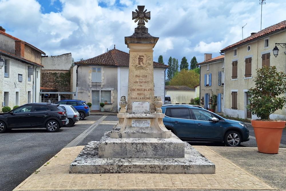 War Memorial Saint-Martin-l'Ars #1