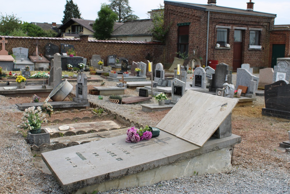 Belgische Graven Oudstrijders Roselies	