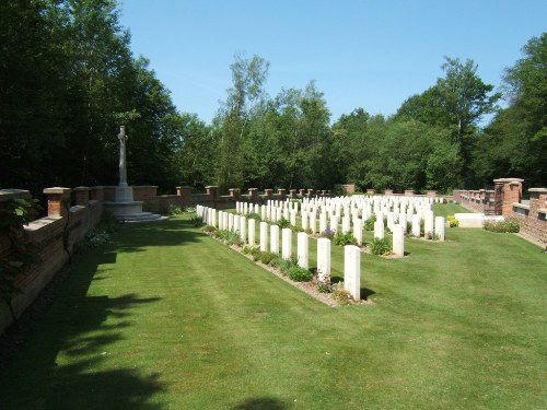 Commonwealth War Cemetery Charmes