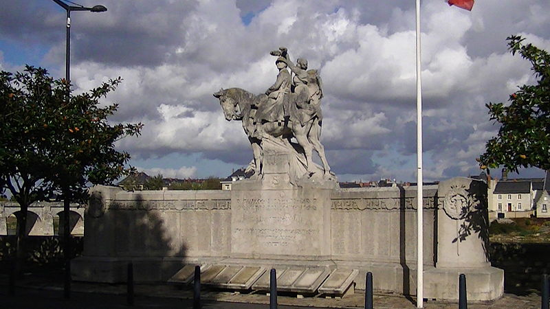 War Memorial Saumur