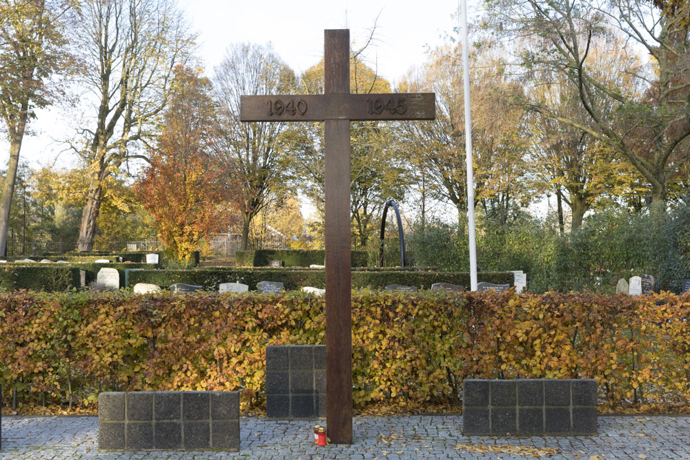 War Memorial General Cemetery Schoonhoven