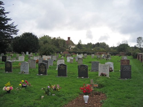 Oorlogsgraven van het Gemenebest St Paul and St Andrew Churchyard