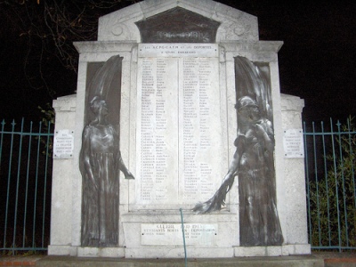 War Memorial Cte Pave