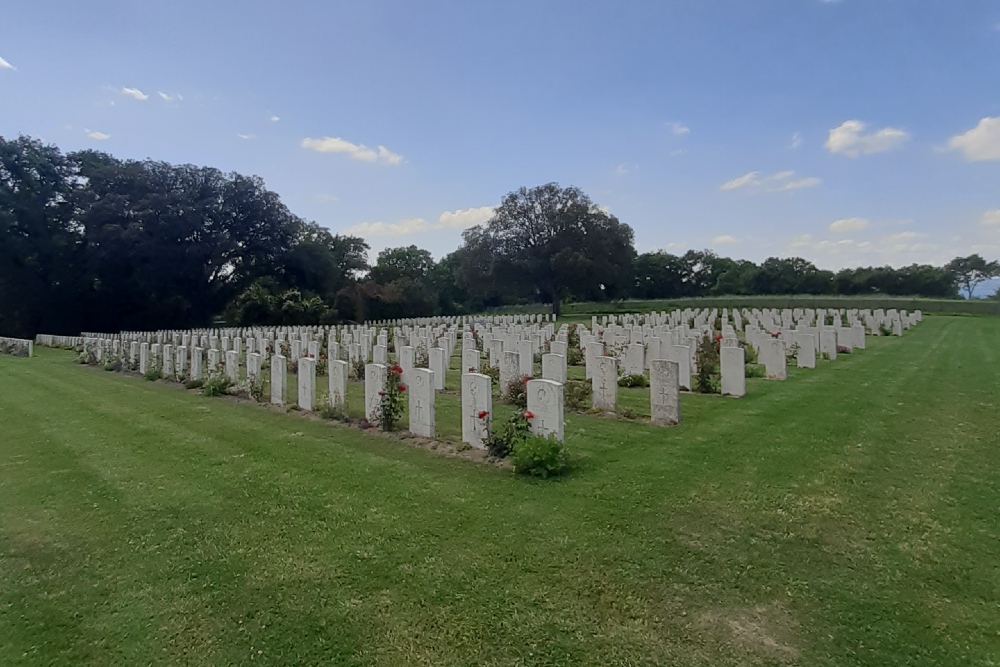 Commonwealth War Cemetery Bolsena #3