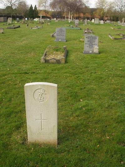 Commonwealth War Graves All Saints Church Cemetery