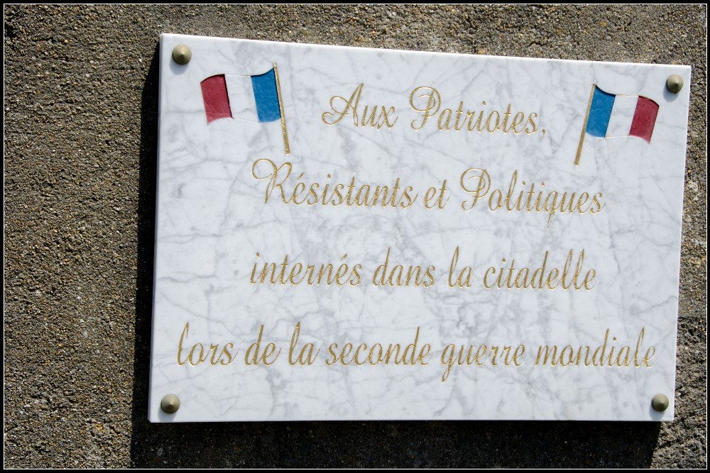 Remembrance plate Saint-Martin-de-R