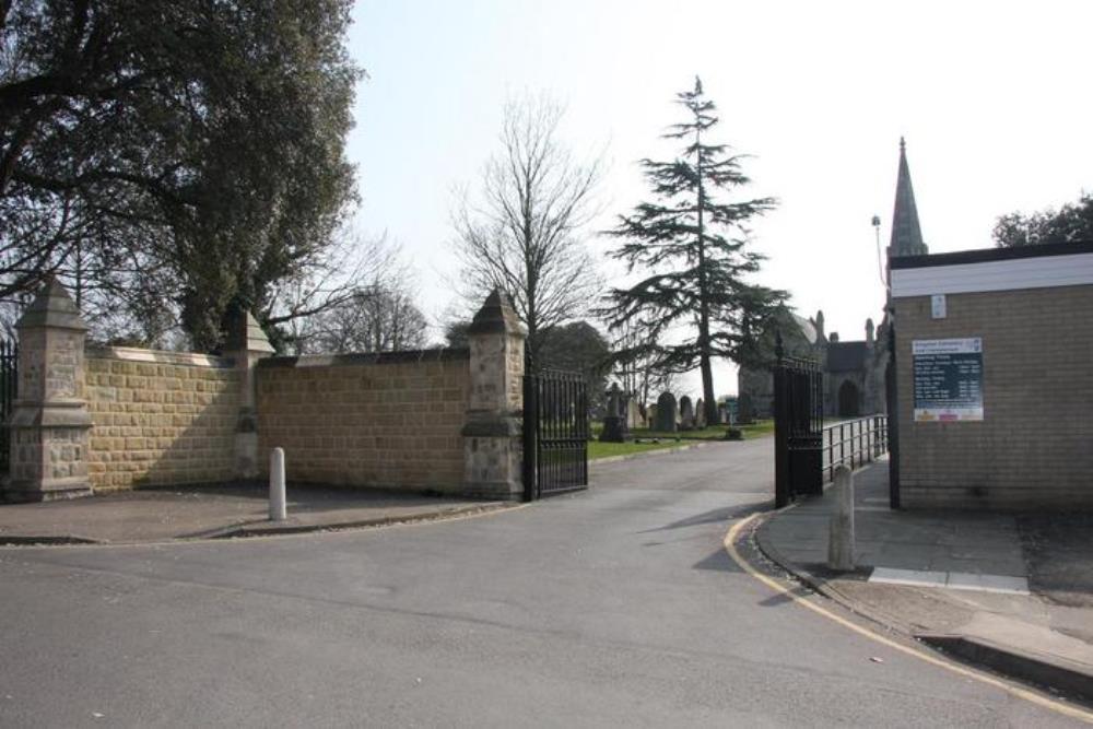 Oorlogsgraven van het Gemenebest Kingston-upon-Thames Cemetery
