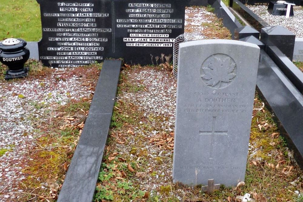Oorlogsgraven van het Gemenebest Ballyclare New Cemetery