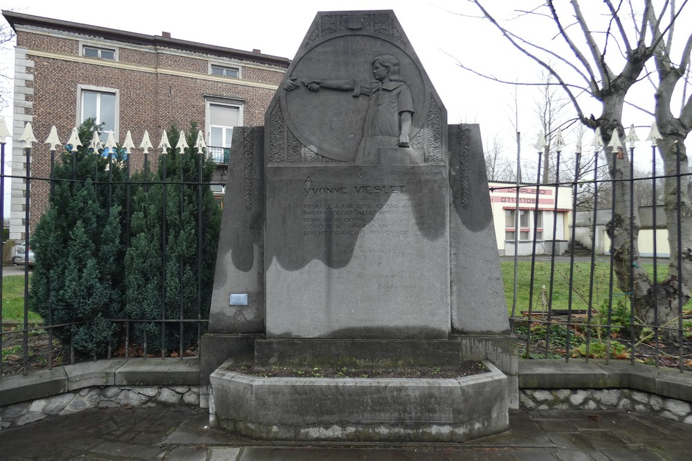 Monument Yvonne Vieslet Marchienne-au-Pont
