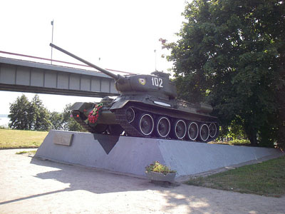 Bevrijdingsmonument (T-34/85 Tank) Kirovsk