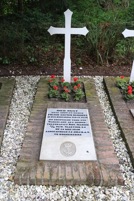 Nederlandse Oorlogsgraven Duinrust Beverwijk #5