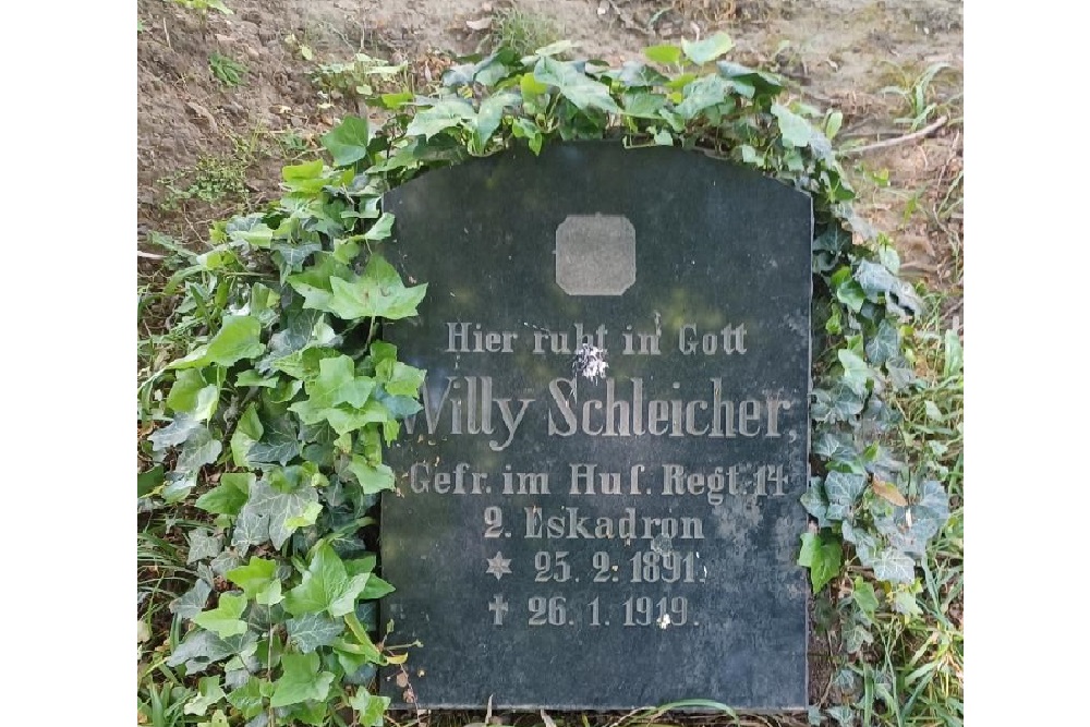 Duitse Oorlogsgraven Lutherstadt Eisleben #4