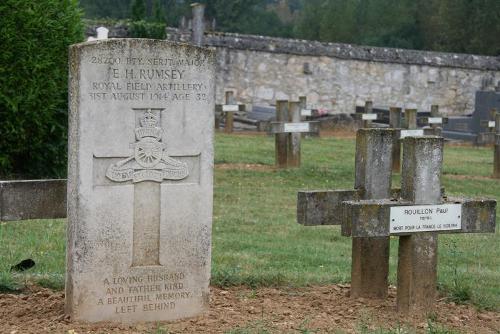 War Graves Pierrefonds-les-Bains