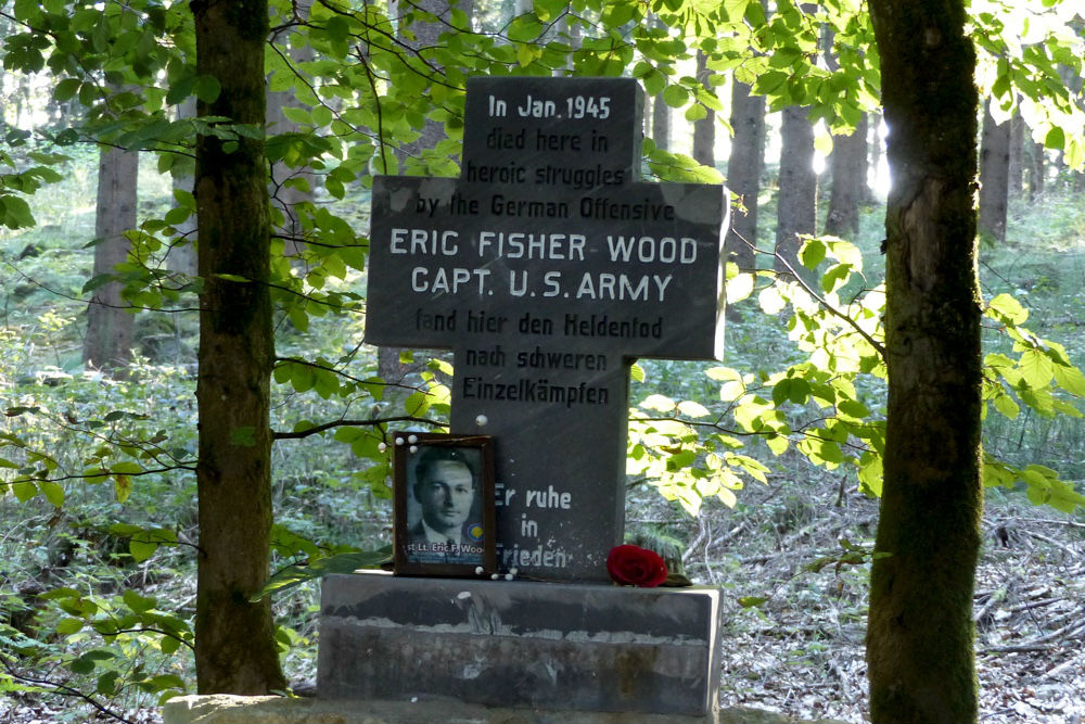 Memorial Lt. Eric Fisher Wood