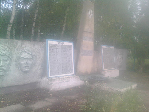 War Memorial Yuskivtsi
