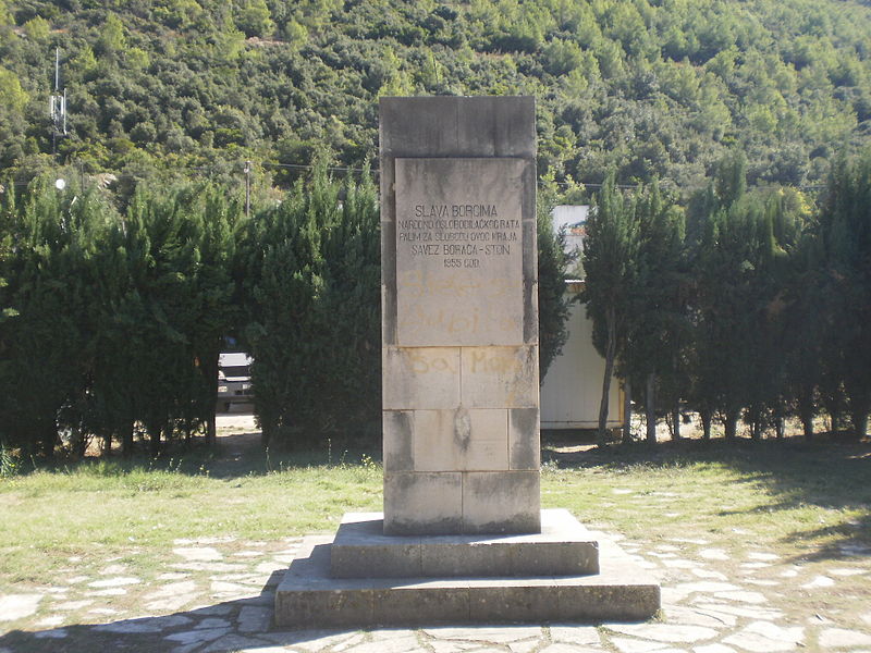 Monument Omgekomen Partizanen Ston