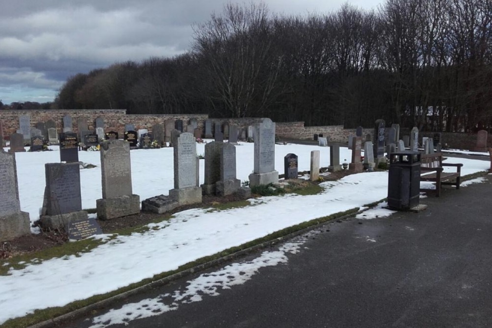 Commonwealth War Graves Ormiston Cemetery
