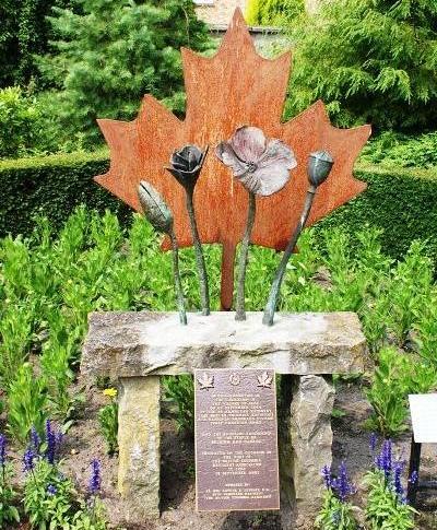 Canadees Herdenkings- en Bevrijdingsmonument #2