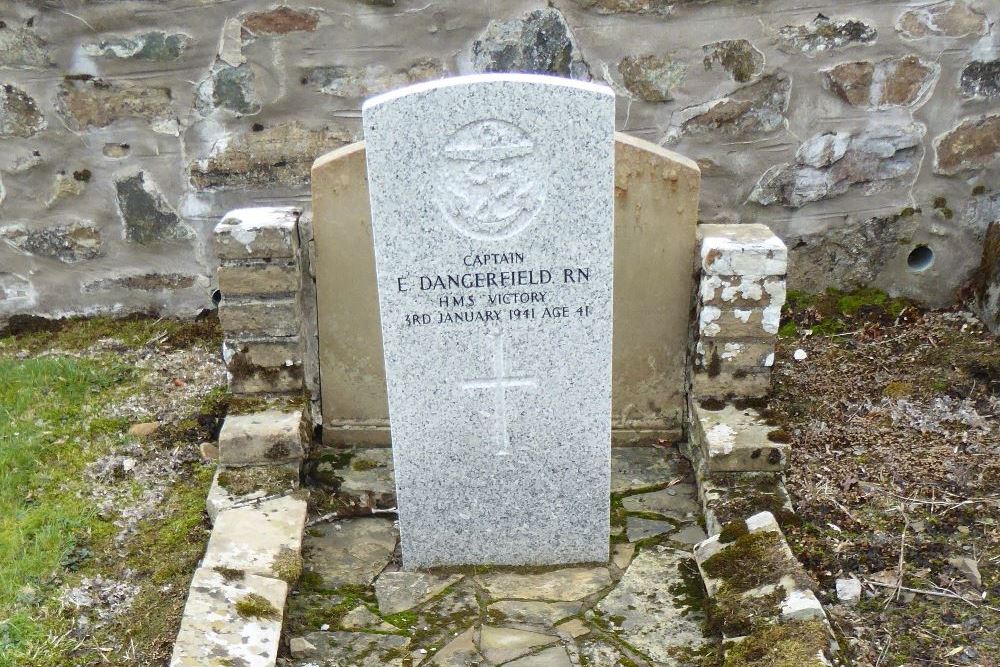Commonwealth War Grave Walla Kirk Churchyard