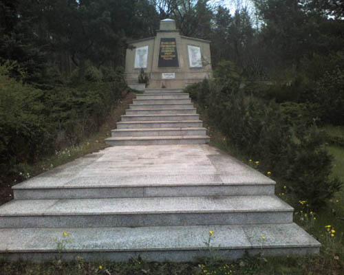 Soviet War Cemetery Grnheide