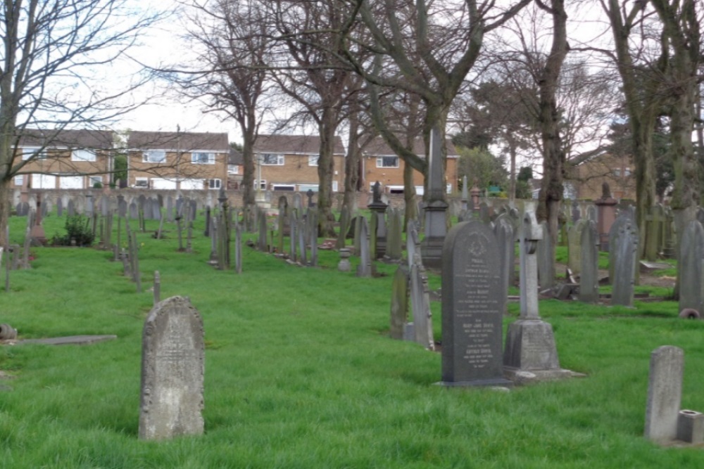 Oorlogsgraven van het Gemenebest New Basford Cemetery