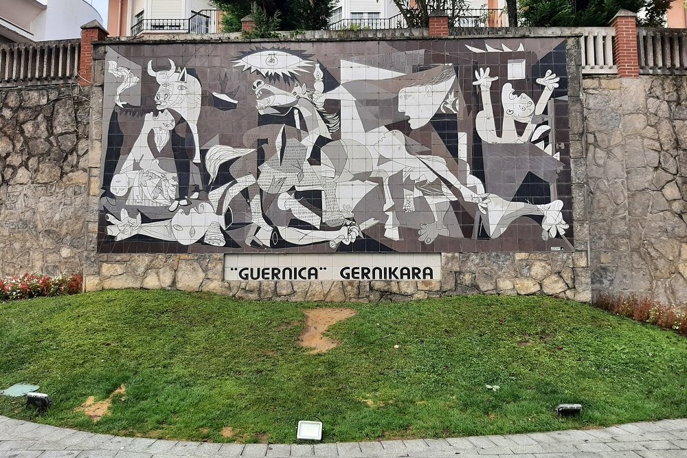Memorial Bombardment Guernica