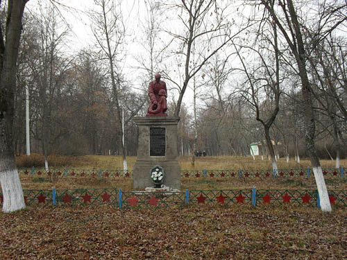 Mass Grave Soviet Soldiers Ushomyr