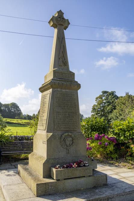 Oorlogsmonument Kerridge #2