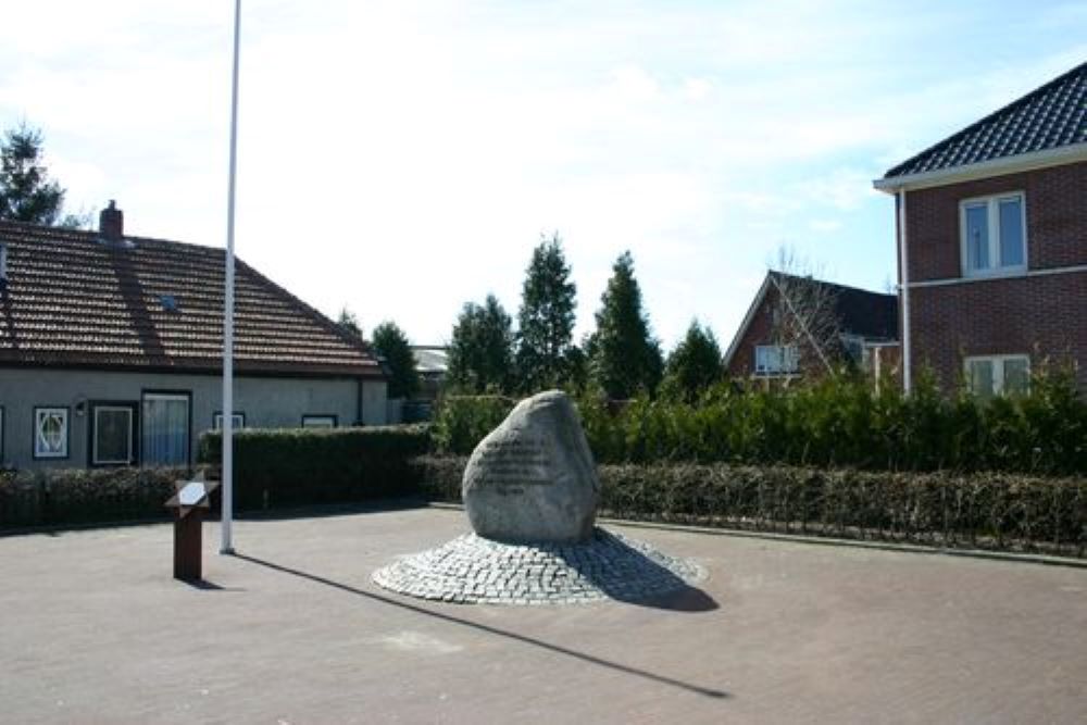 War Memorial Oostwold (Old)